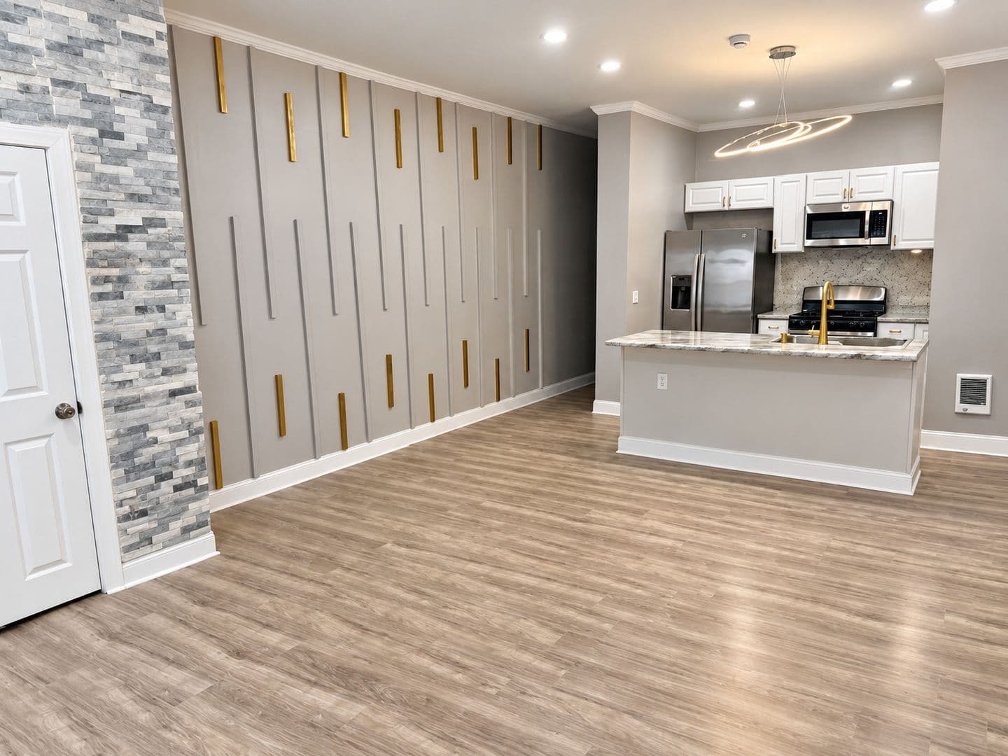 Philadelphia Apartment: 5031 Walnut Street