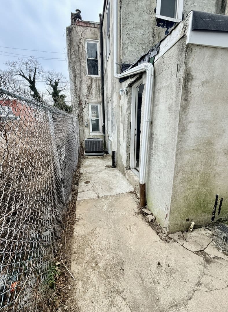 Philadelphia House: 3957 Ogden Street