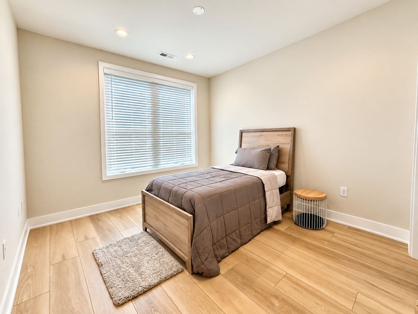 Philadelphia House: 2170 Northbank Place
