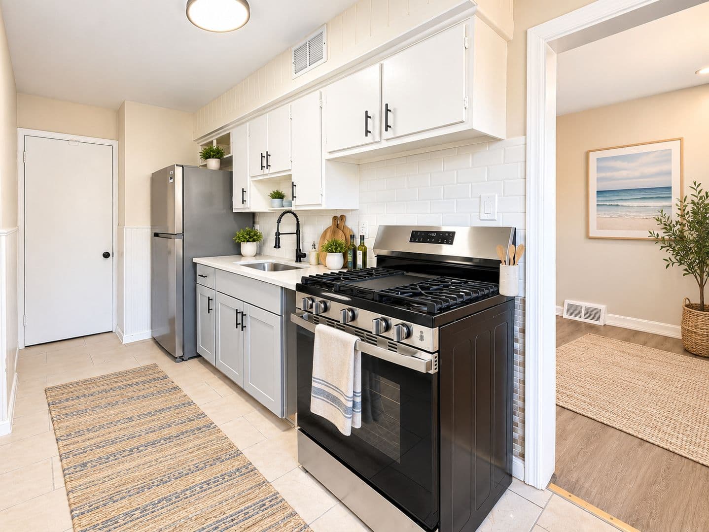 Folcroft House: 730 Taylor Dr