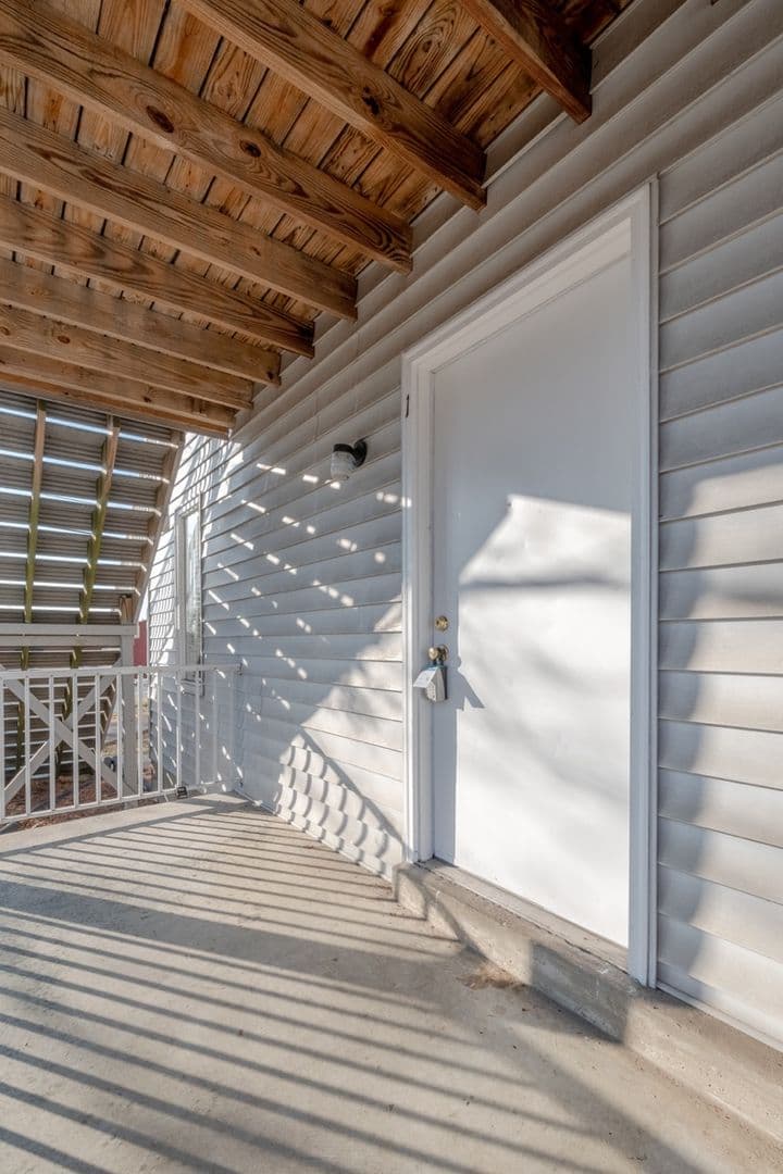 Gallatin Apartment: 1059 Woods Ferry Road