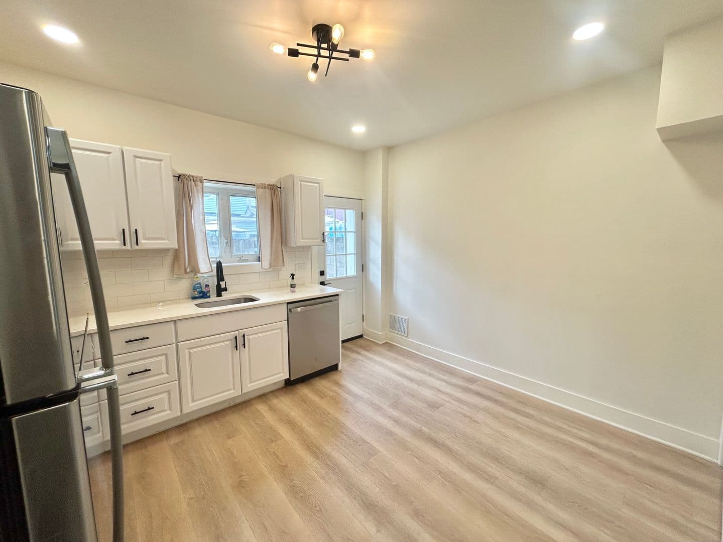 Philadelphia Townhome: 2644 Tilton St