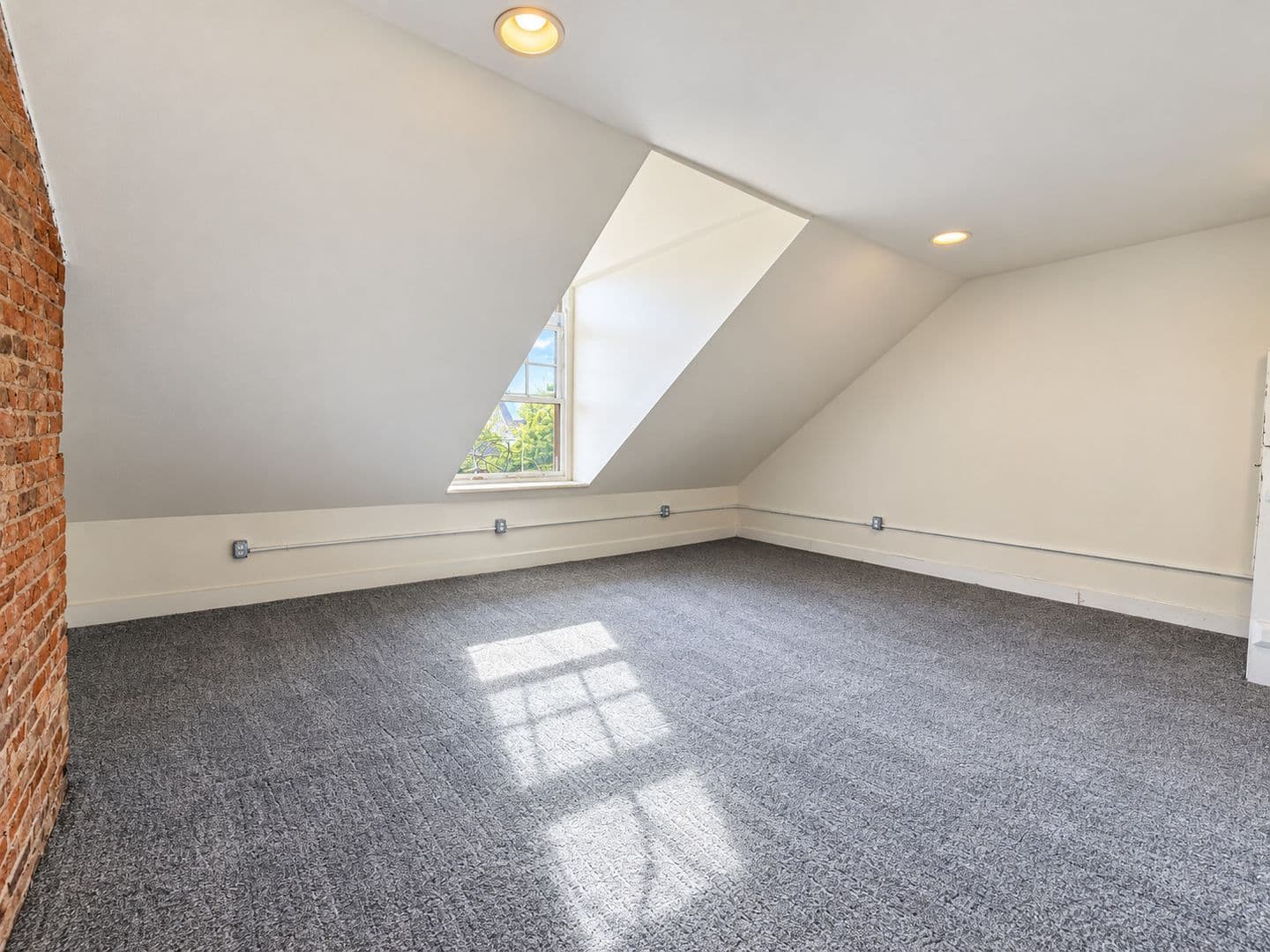 Philadelphia Apartment: 523 Pine St
