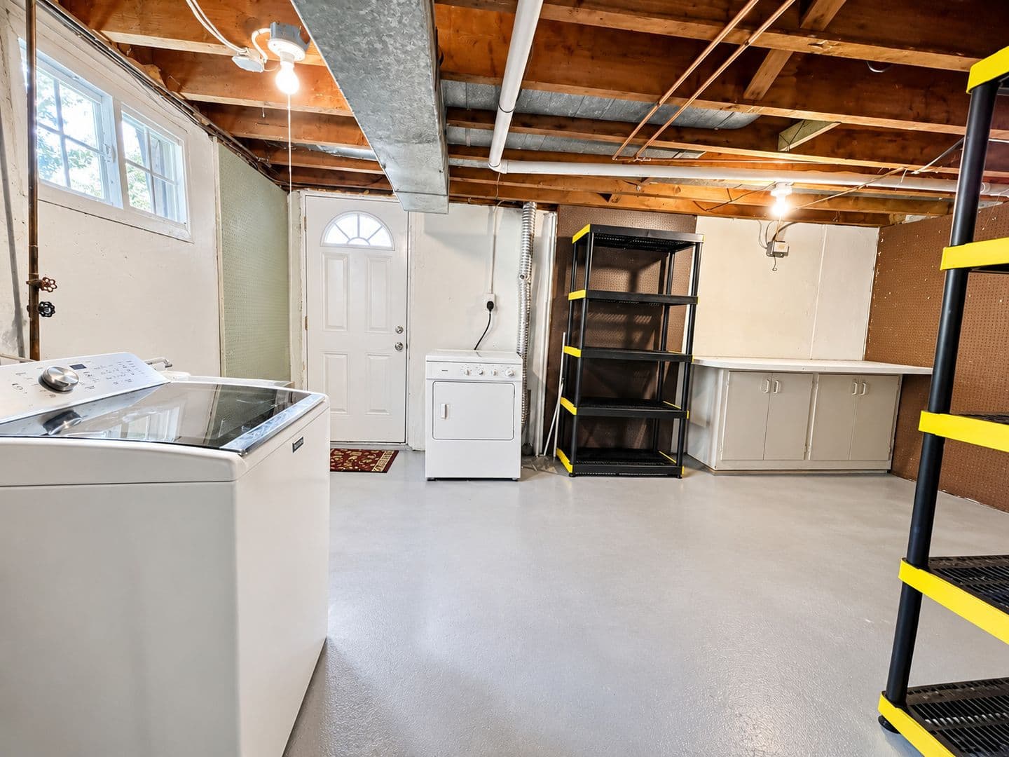 Bryn Mawr House: 238 Bailey Road