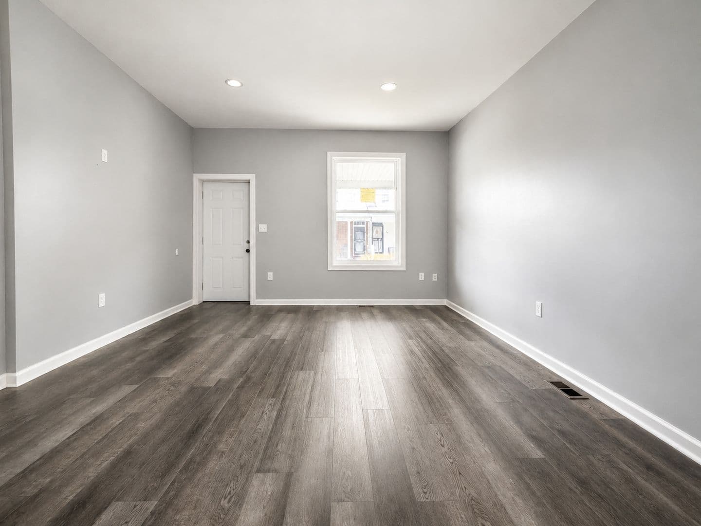 Darby House: 924 Maple Terrace