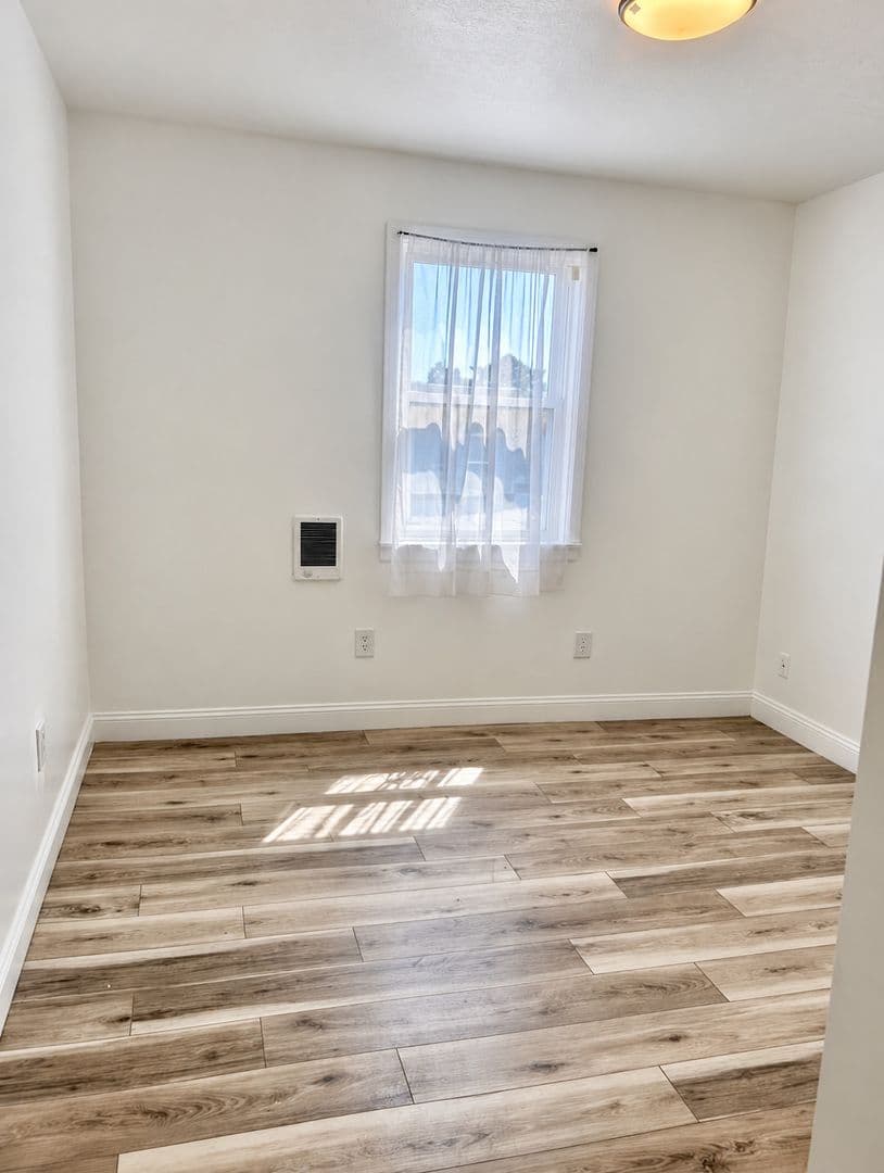 Philadelphia Apartment: 2213 N 33rd St