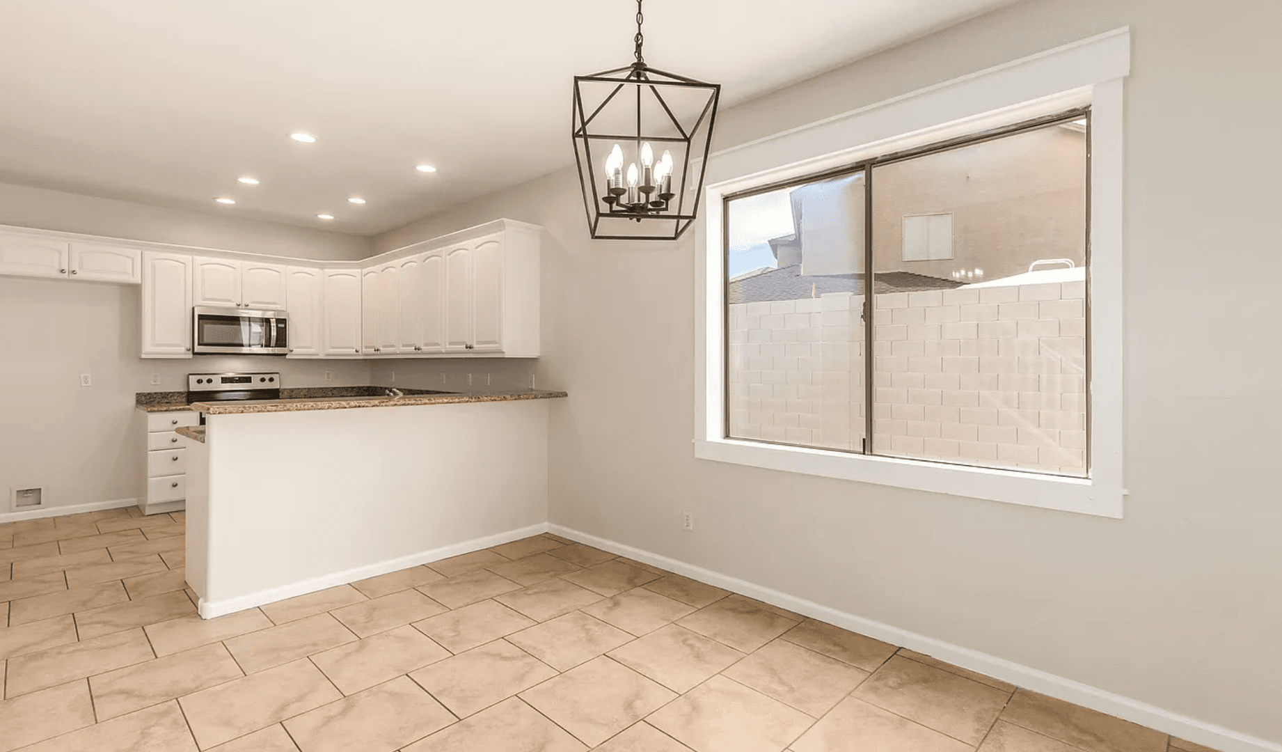 Apache Junction House: 711 South Paustian Circle