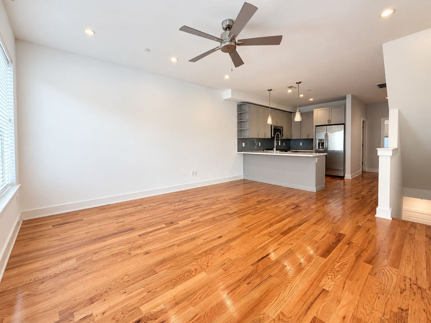 Philadelphia Apartment: 1422 Germantown Ave