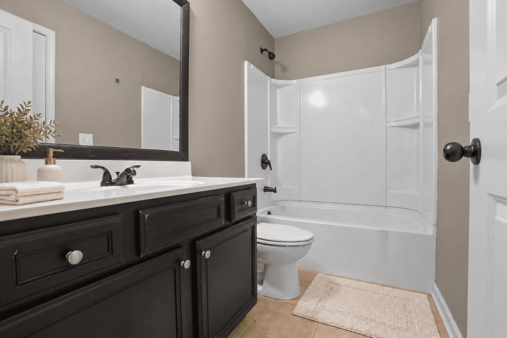 Marietta House: 2875 Dowell Farm Trace SW