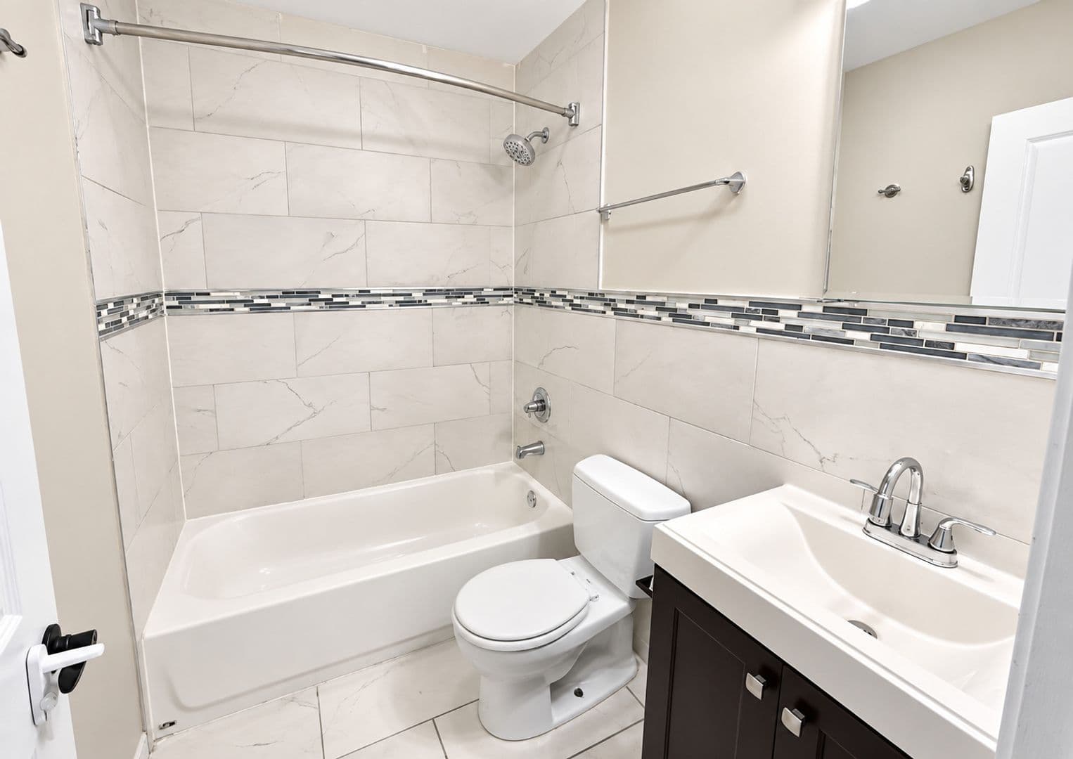 Philadelphia Apartment: 426 n 40th St