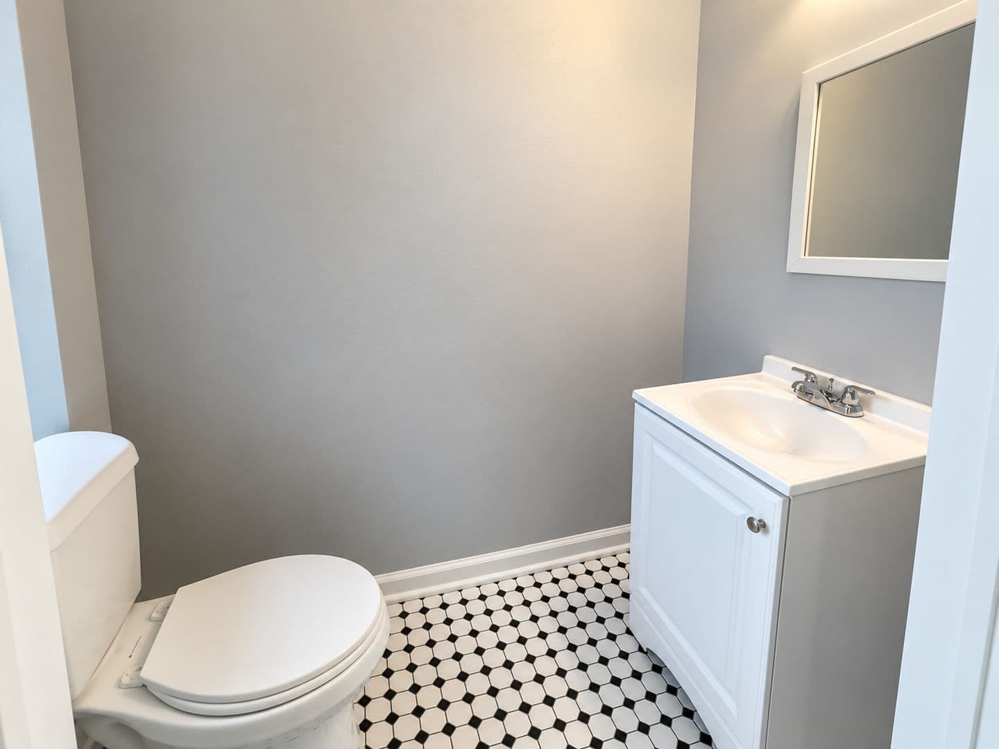 Philadelphia House: 2535 North Water Street