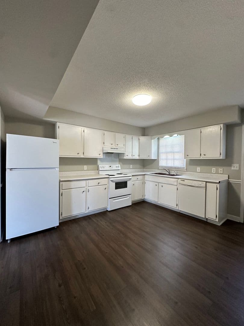 Thomasville Townhome: 26 Forsyth St