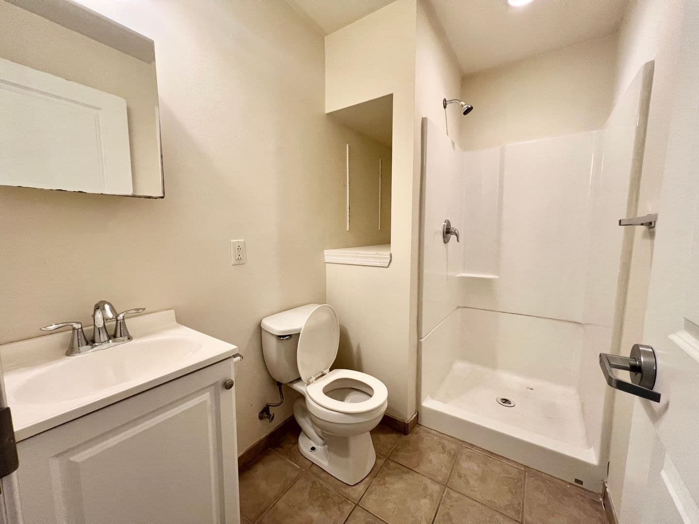 Philadelphia Apartment: 1928 North 17th Street