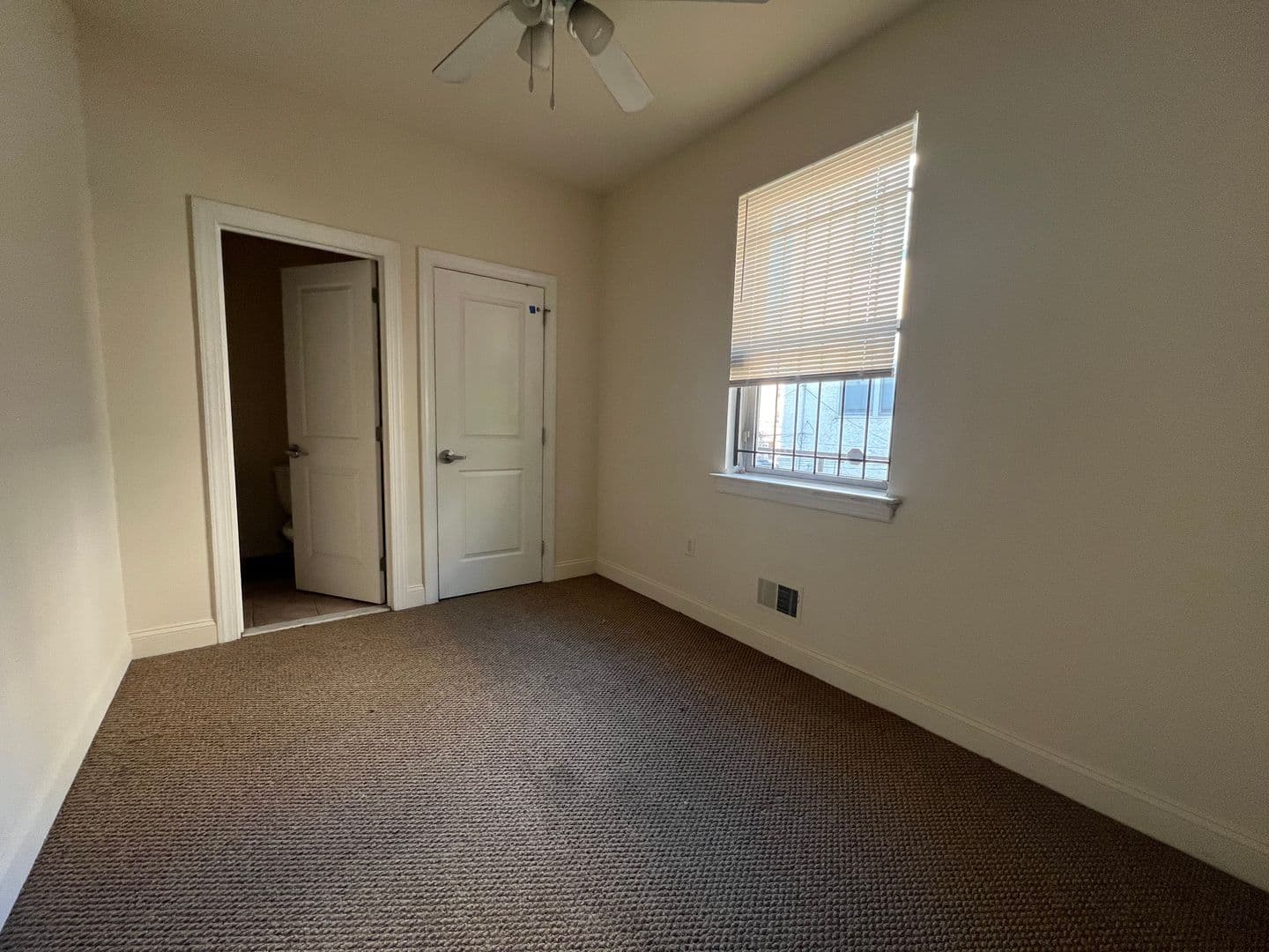 Philadelphia Apartment: 1814 N 16th St