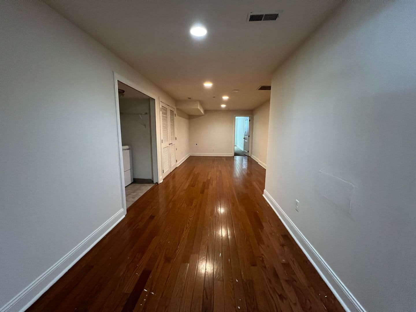 Philadelphia Apartment: 1924 North 17th Street