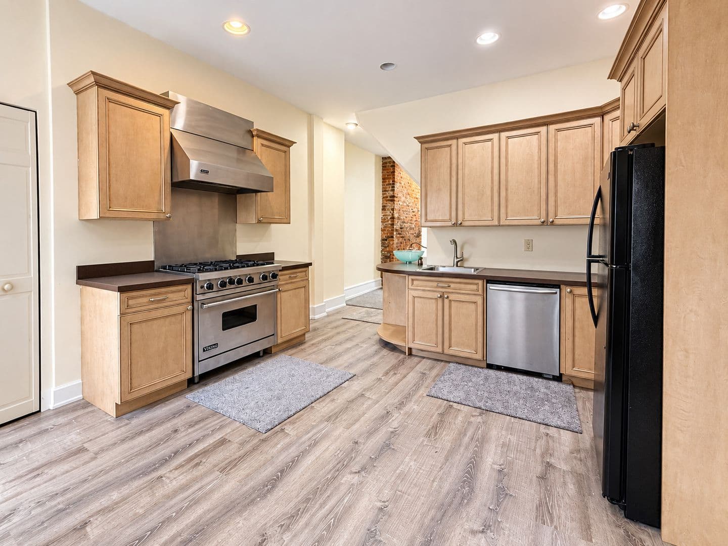 Philadelphia Apartment: 523 Pine St