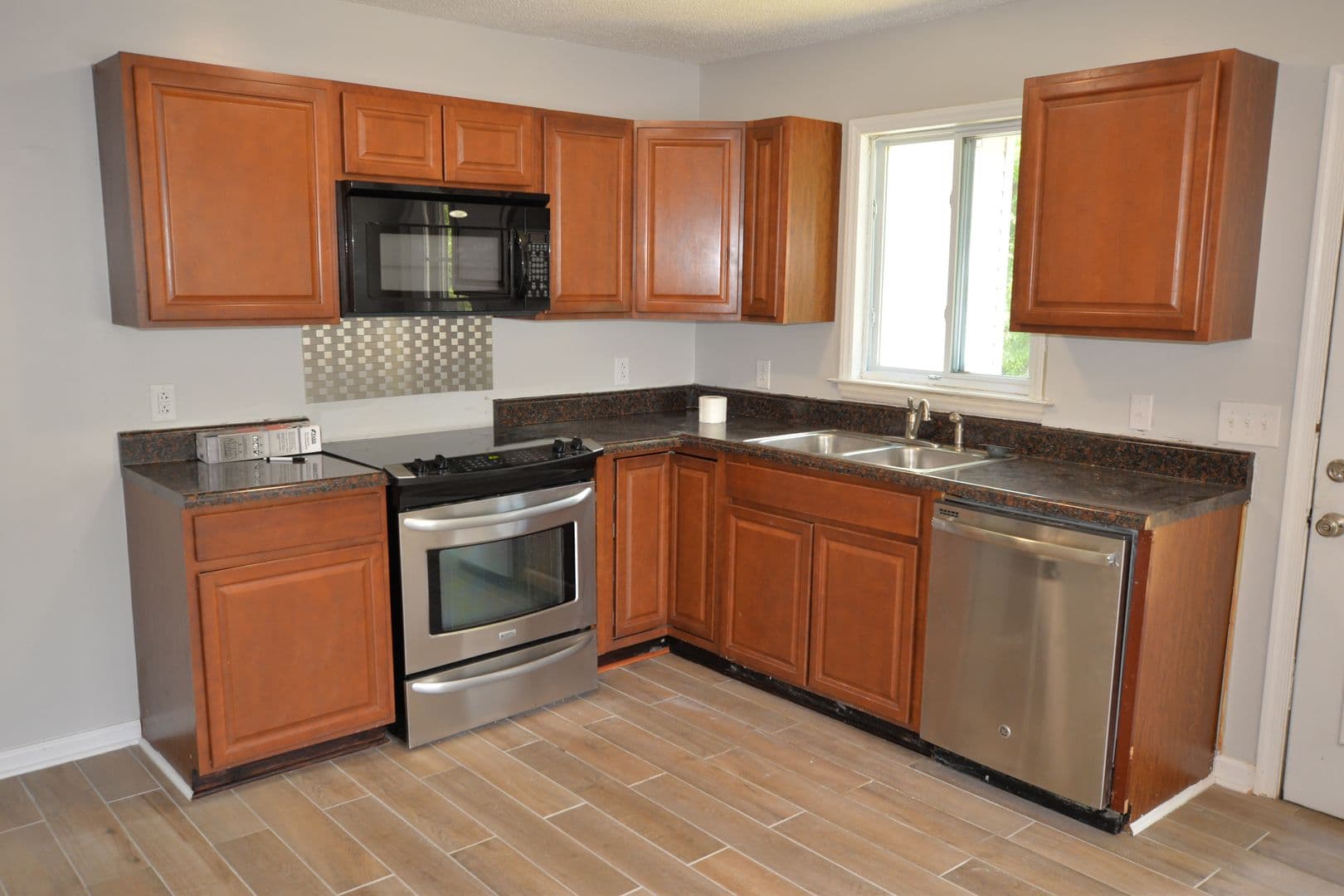 Greensboro House: 1715 Rainbow Drive