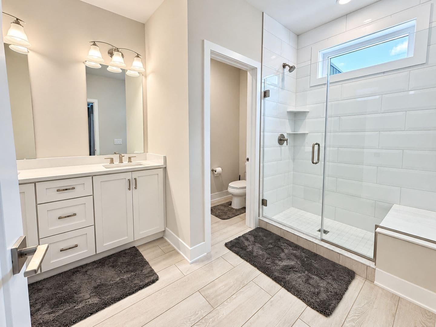 Philadelphia House: 2170 Northbank Place