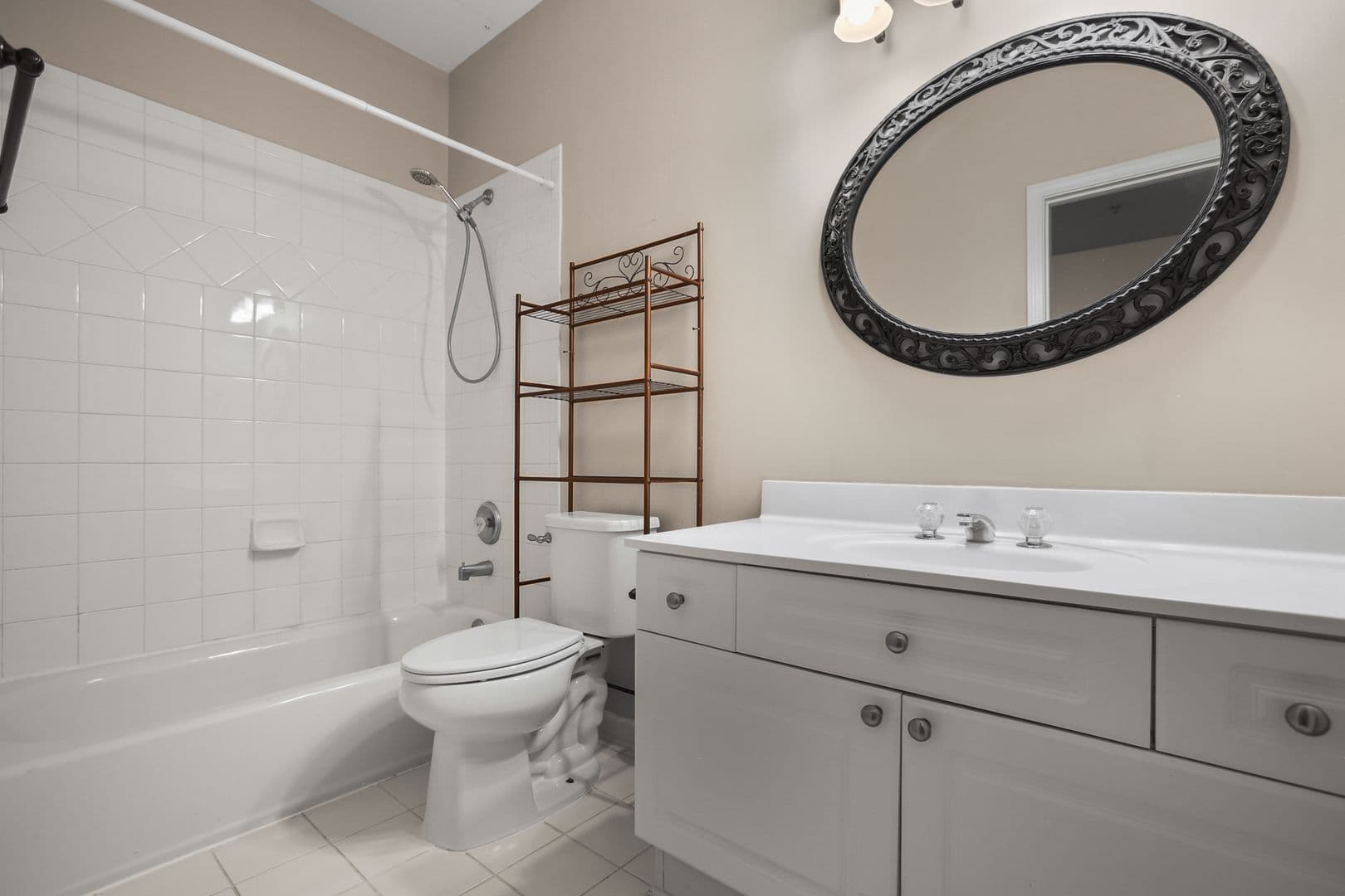 Roswell Townhome: 1243 Harris Commons Place