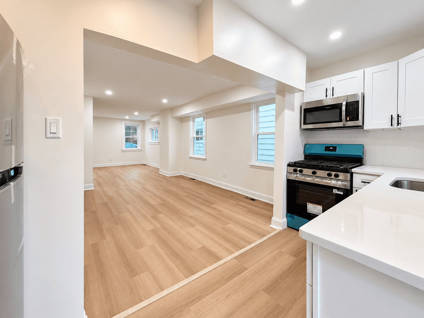 Yeadon House: 174 Fairview Ave