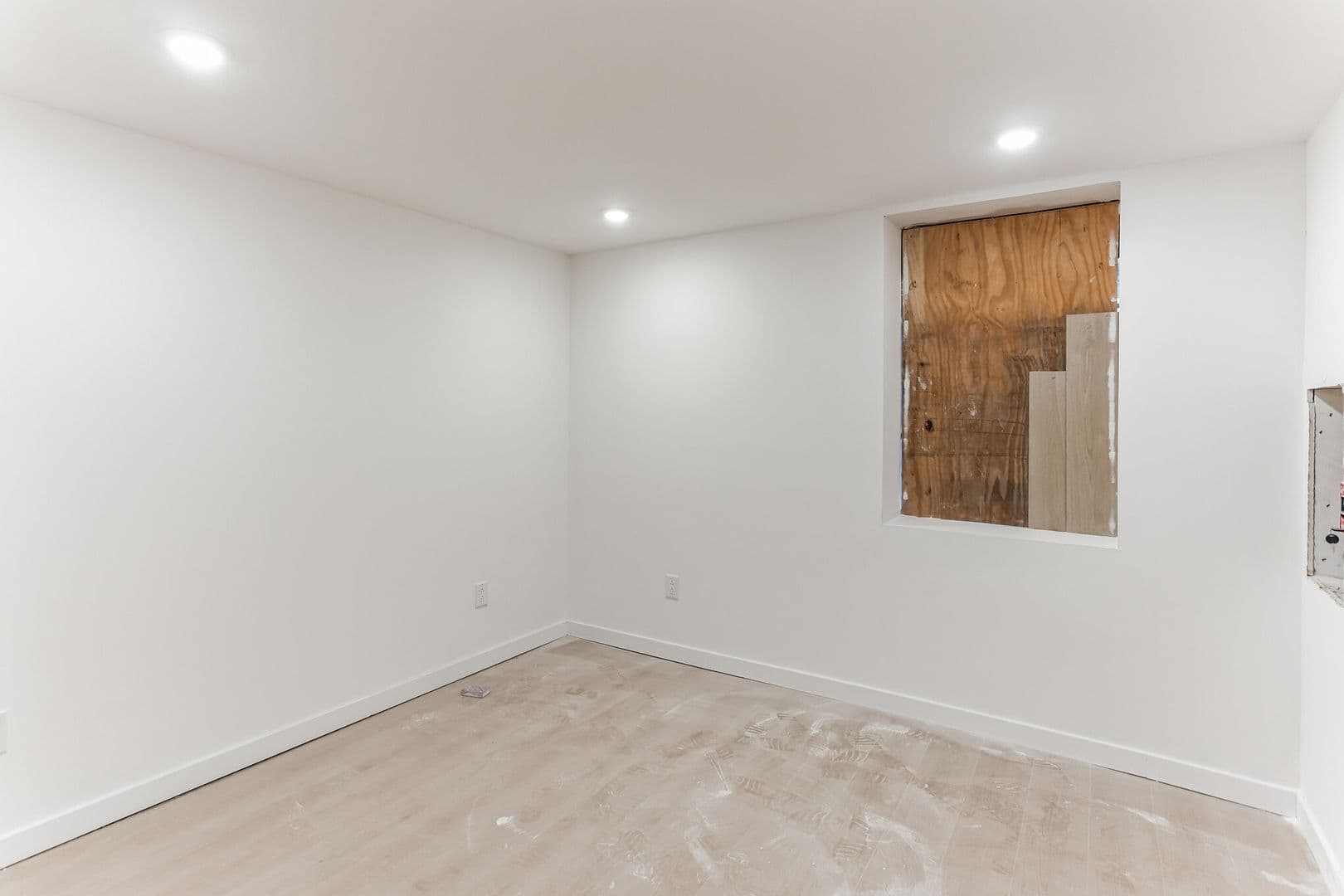 Philadelphia Apartment: 812 Holly St
