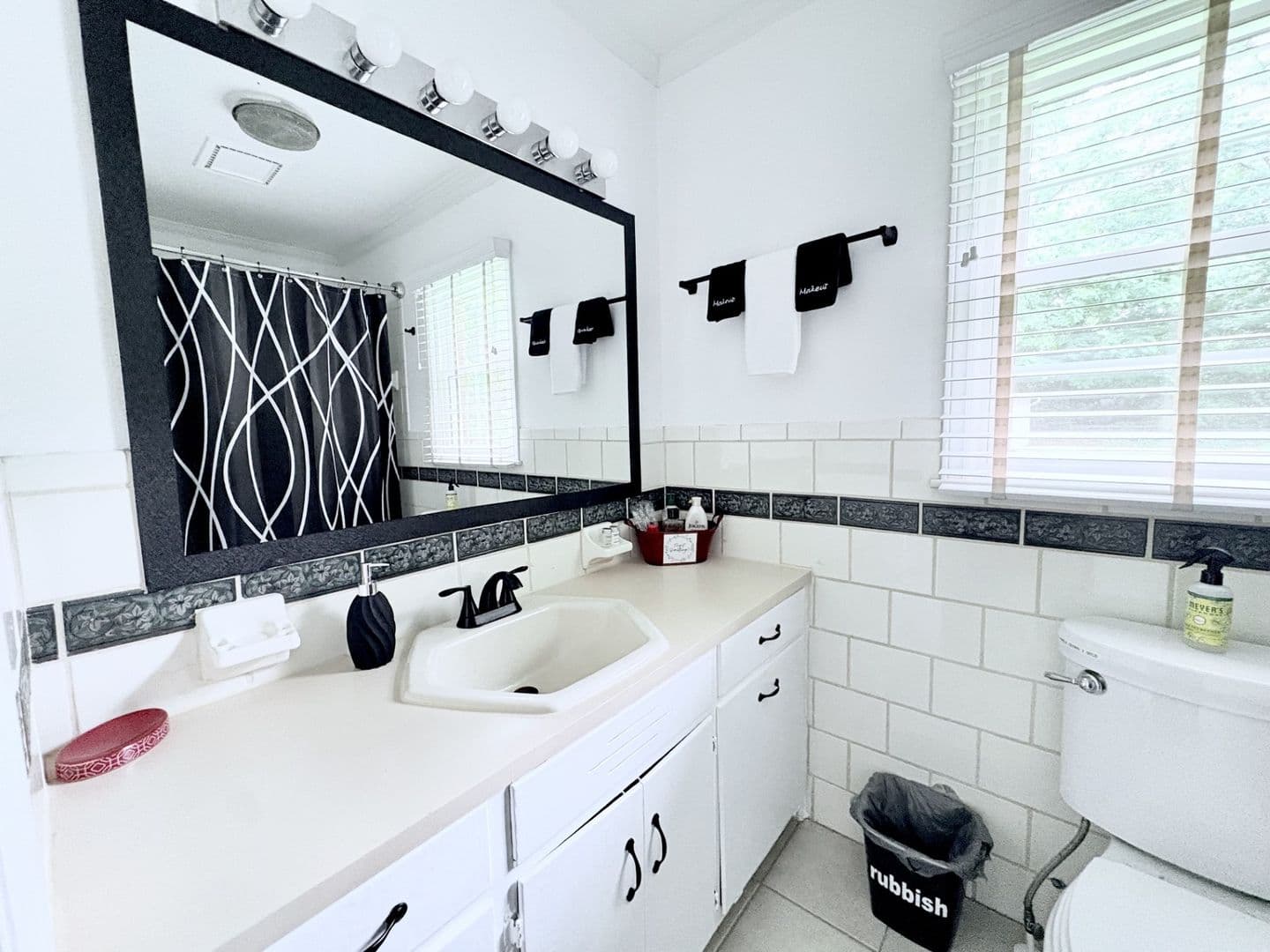 Greensboro House: 205 Venus Drive
