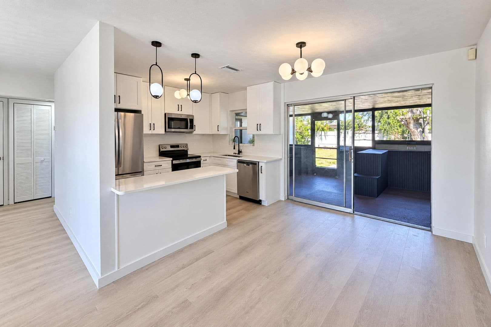 St Petersburg House: 2845 64th Terrace S