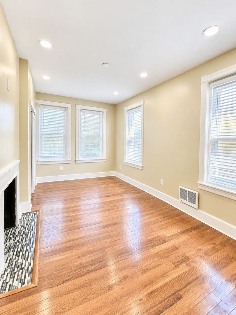 Philadelphia Apartment: 1505 Belmont Avenue
