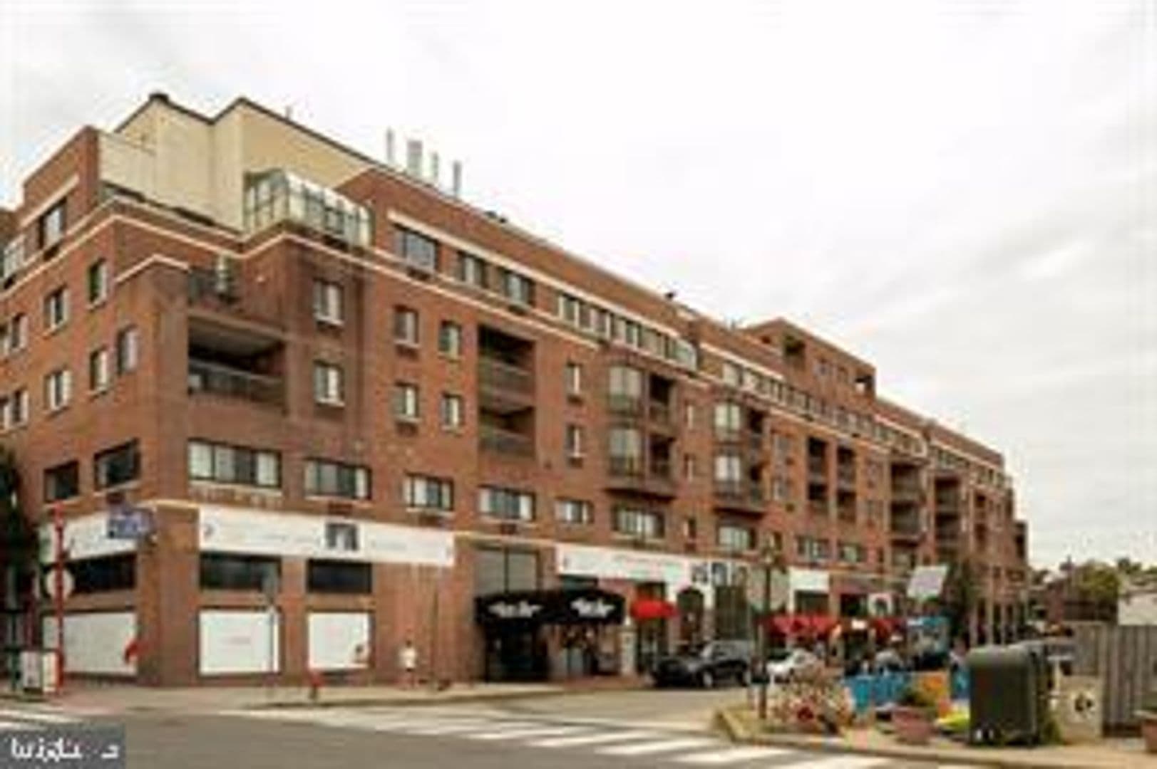 Philadelphia Condo: 200-210 Lombard Street