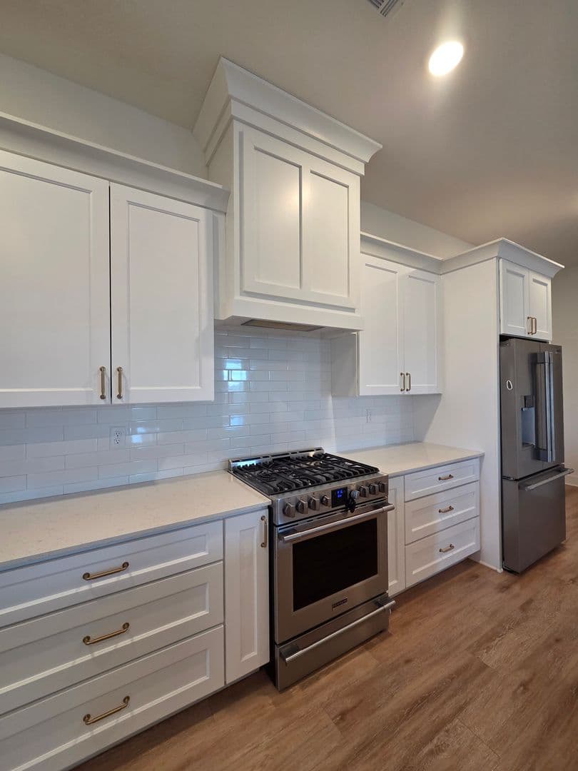 Rogers House: 5912 S 41st St