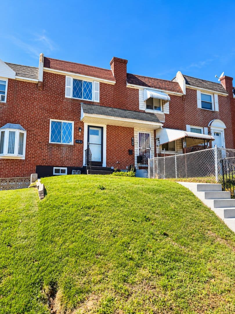 Folcroft House: 730 Taylor Dr