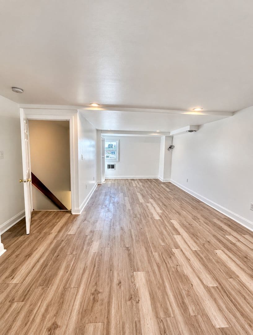 Philadelphia Apartment: 2213 N 33rd St
