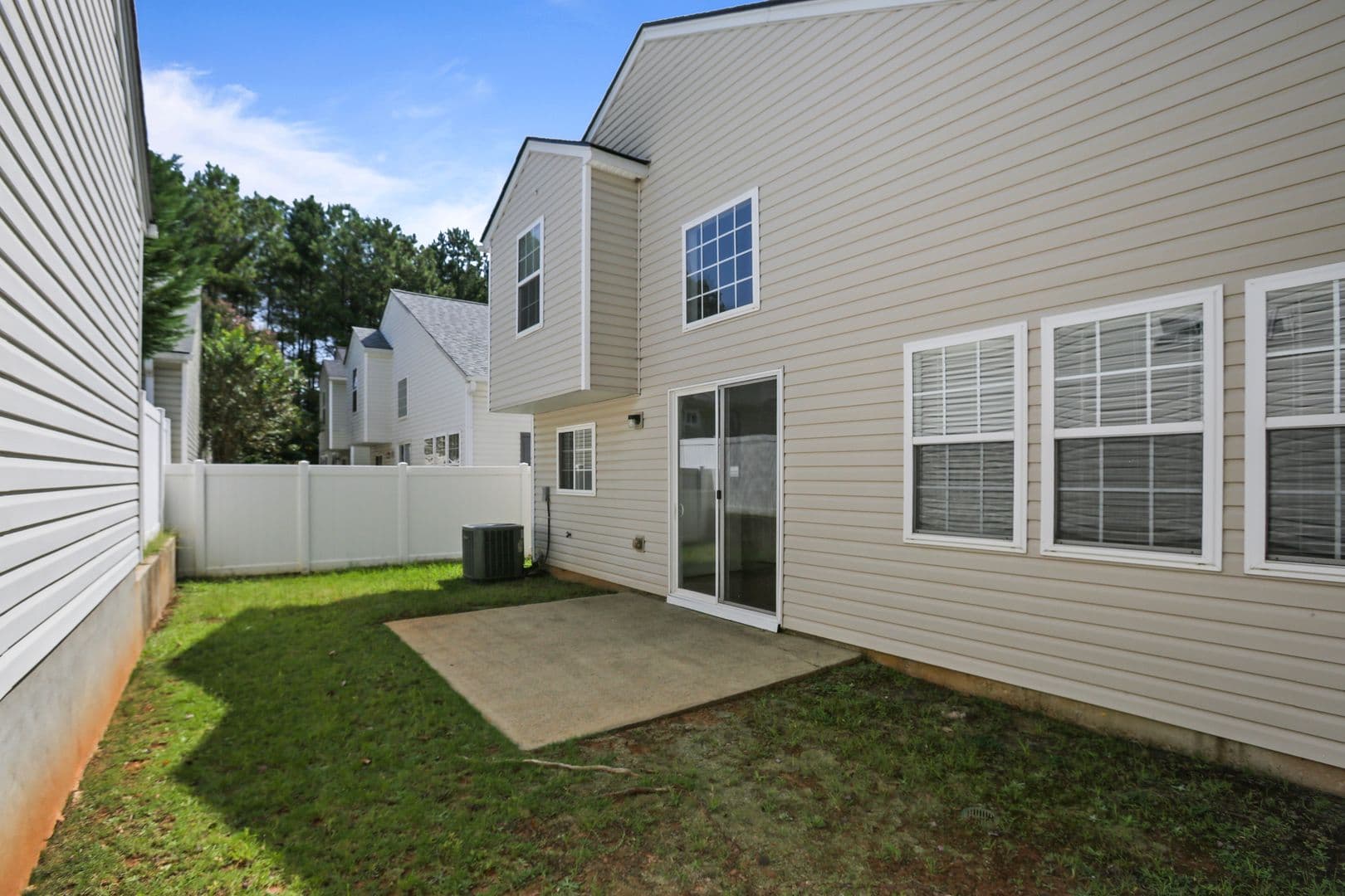 Woodstock House: 308 West Oaks Trail