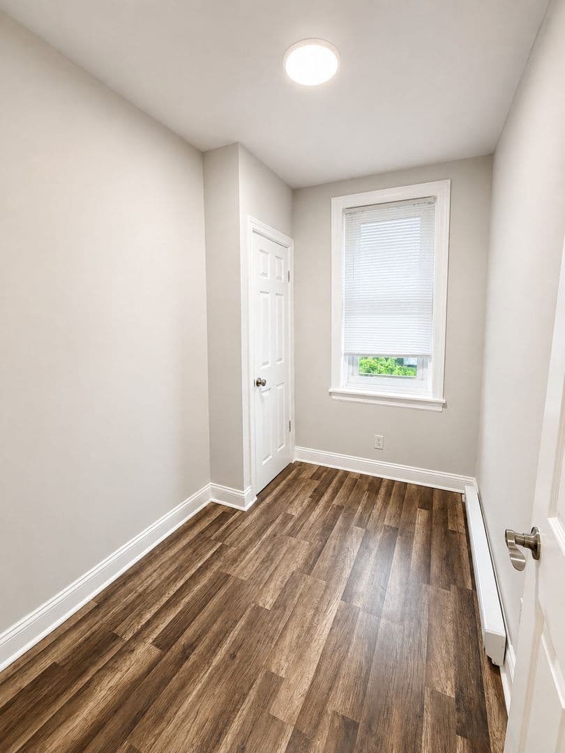 Philadelphia House: 5915 Irving Street