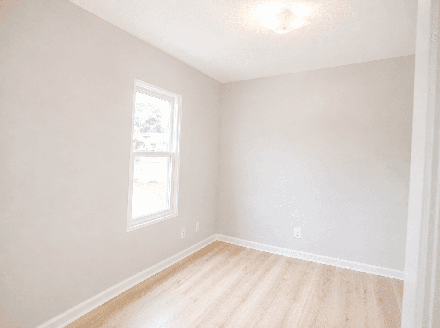 Carnegie Apartment: 324 2nd Avenue