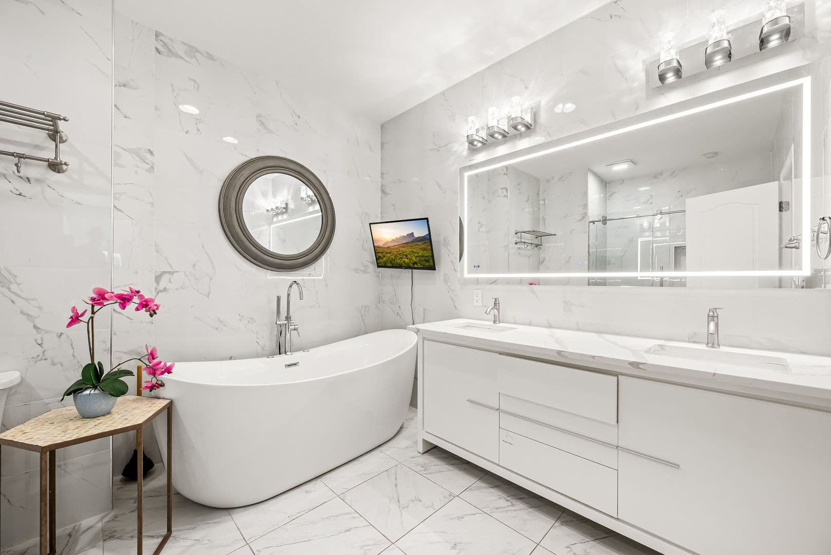 Blue Bell House: 206 Saint Andrews Ct