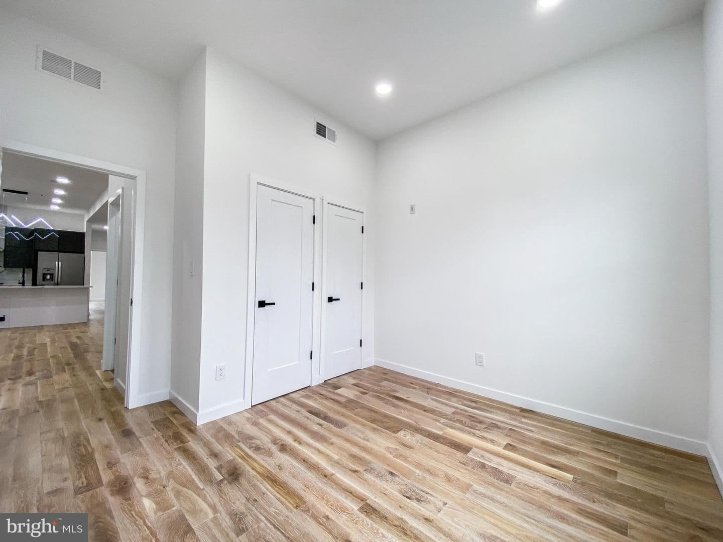 Philadelphia Apartment: 1537 N 33rd St