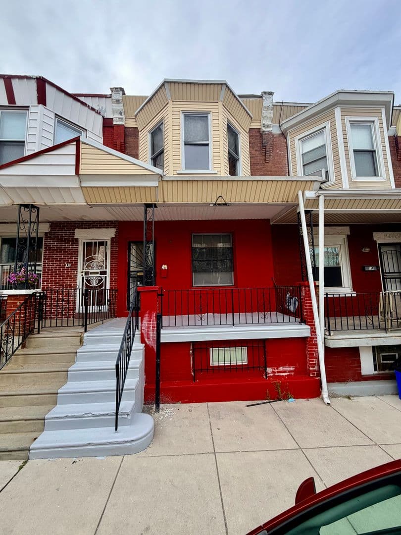Philadelphia House: 16 South Robinson Street