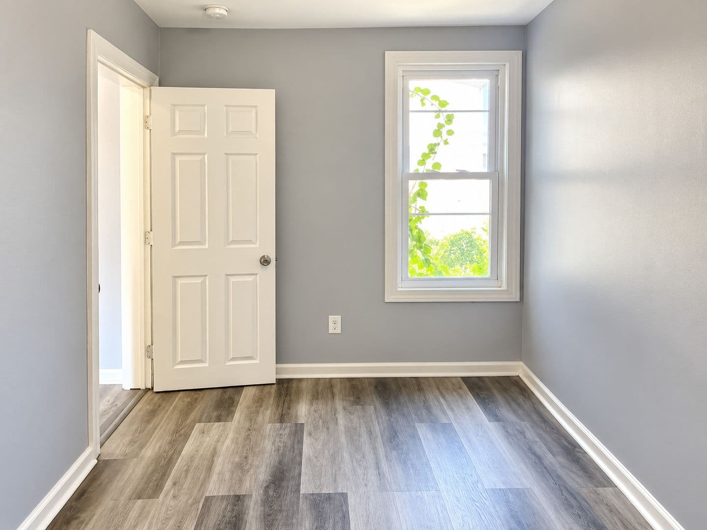 Philadelphia House: 2535 North Water Street