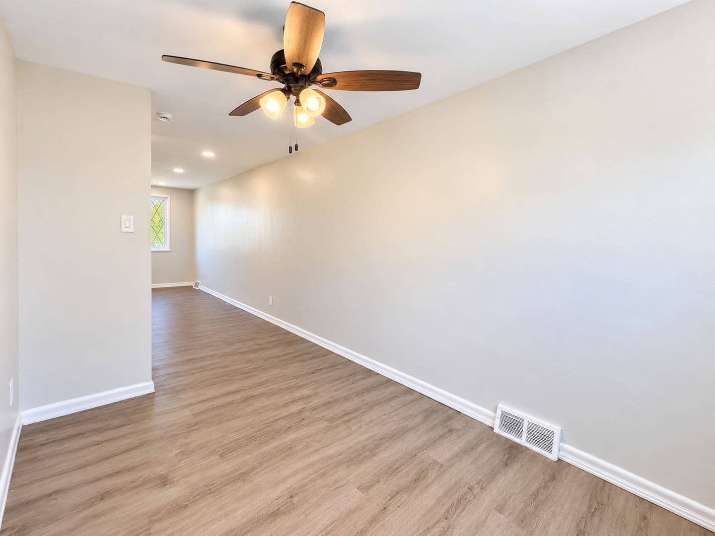 Folcroft House: 730 Taylor Dr