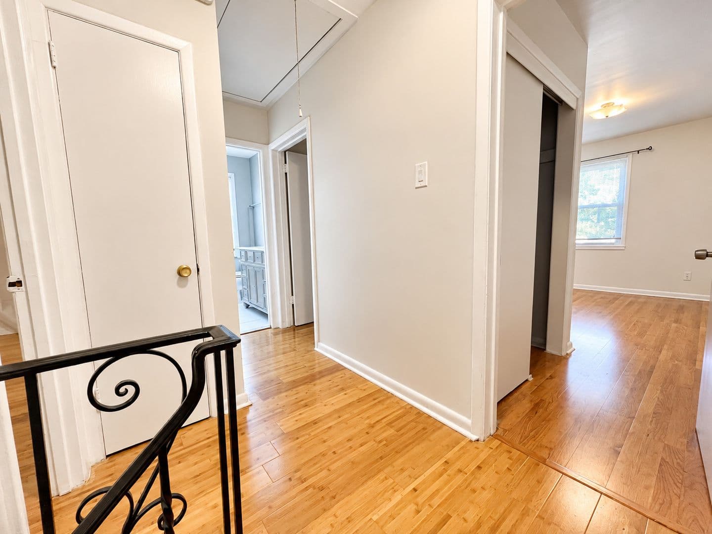 Bryn Mawr House: 238 Bailey Road