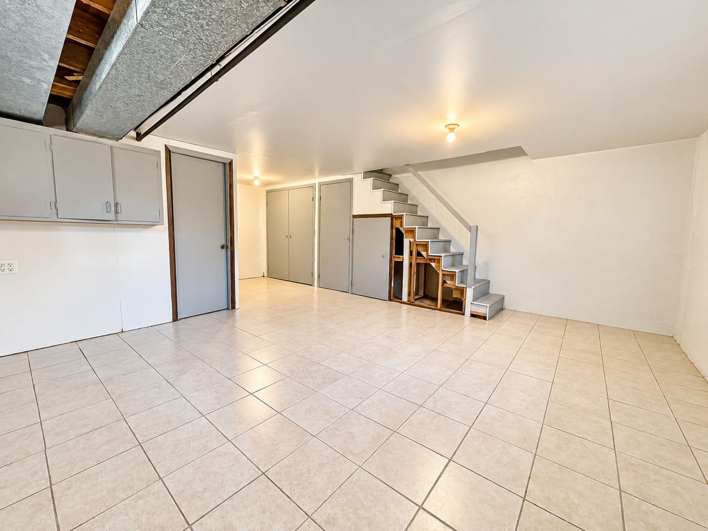 Bryn Mawr House: 238 Bailey Road