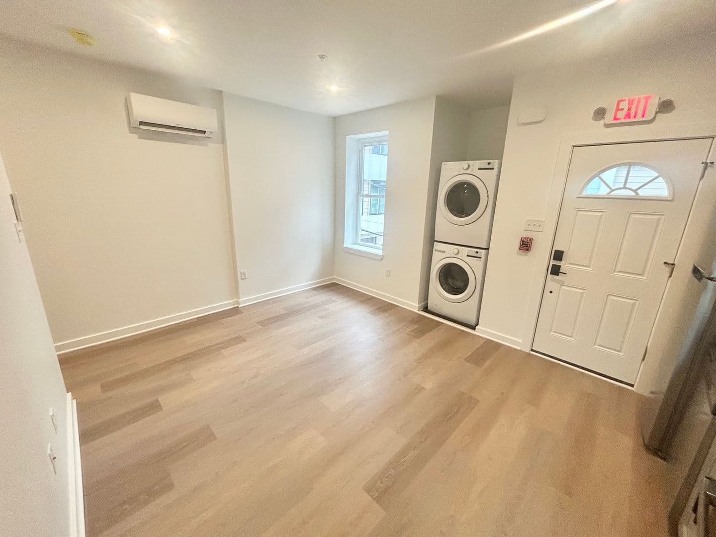 Philadelphia Apartment: 2725 W Girard Ave