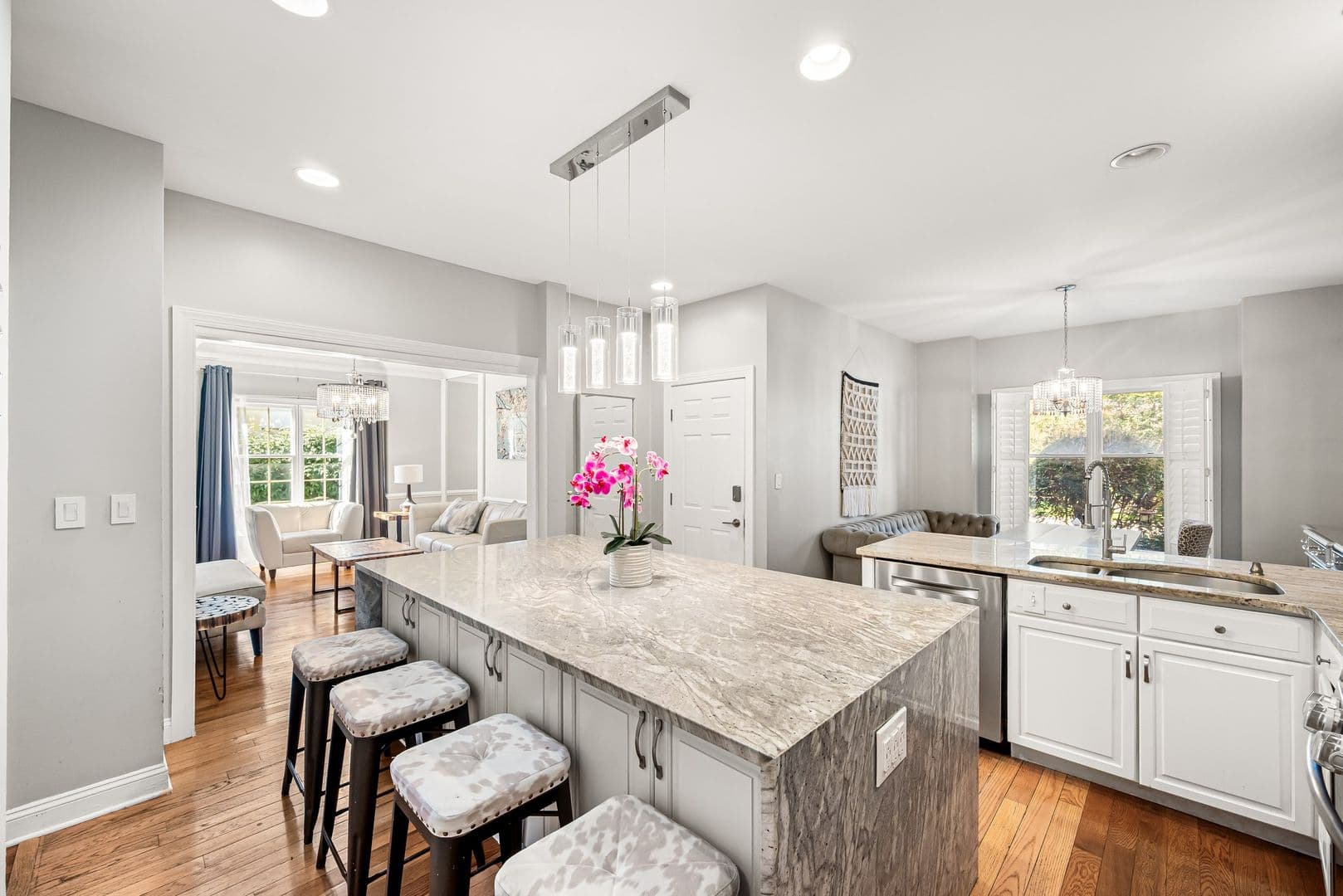 Blue Bell House: 206 Saint Andrews Ct