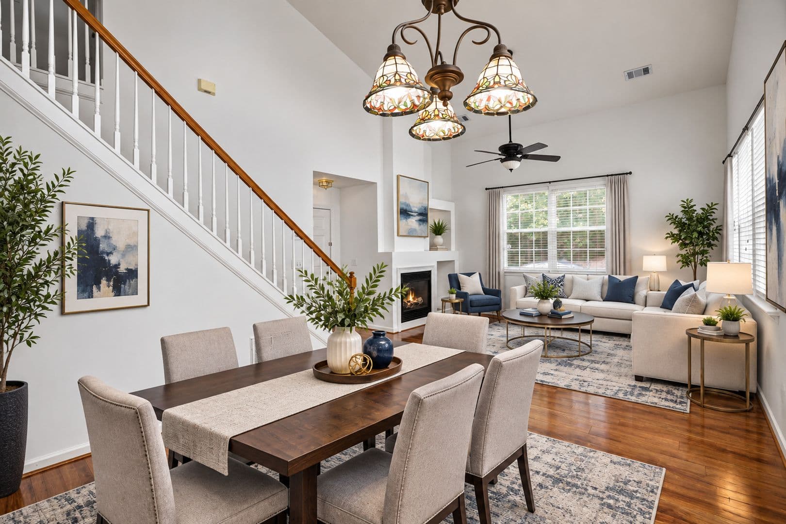Woodstock House: 308 West Oaks Trail