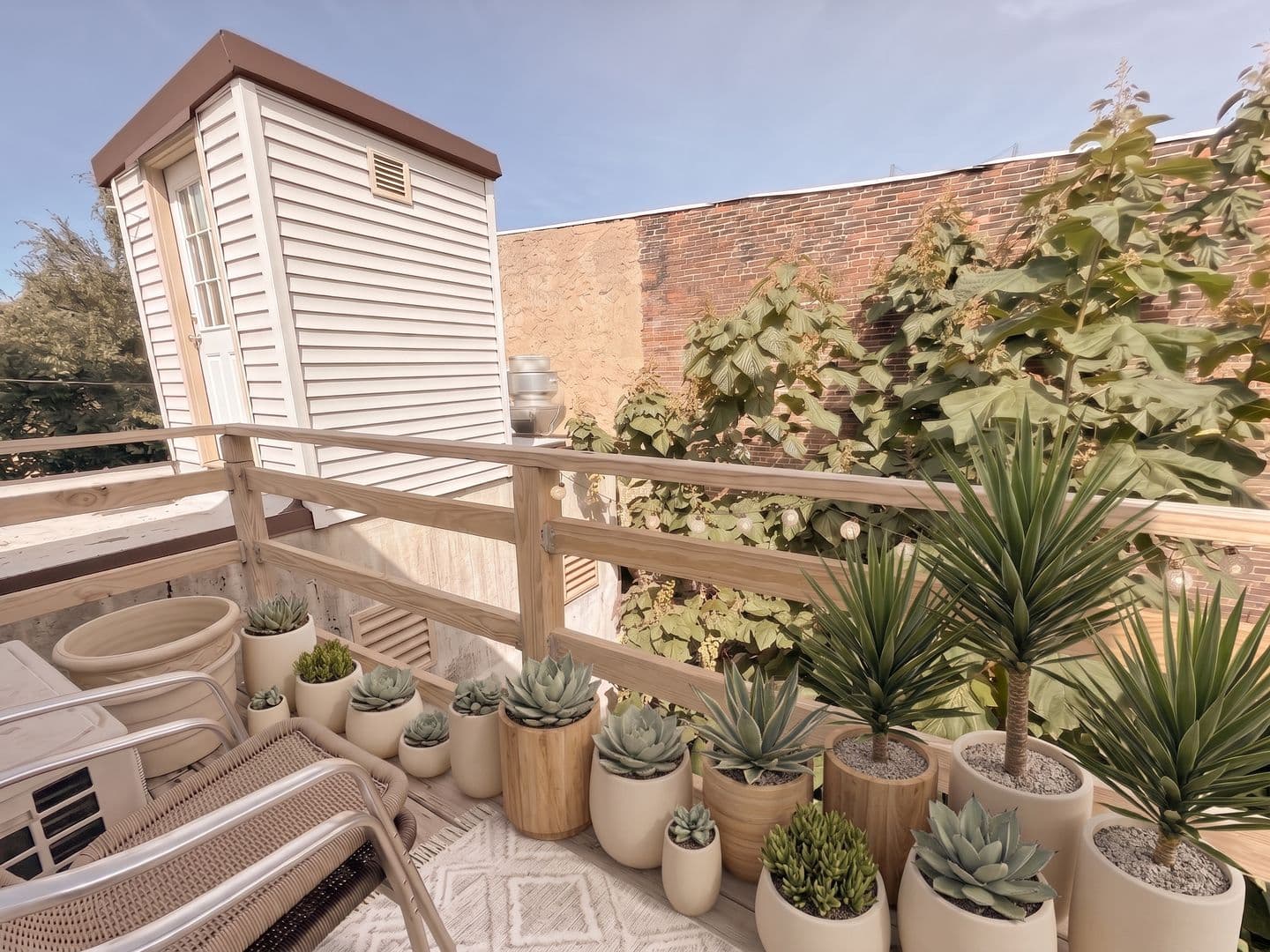 Philadelphia Apartment: 113 w Girard Ave
