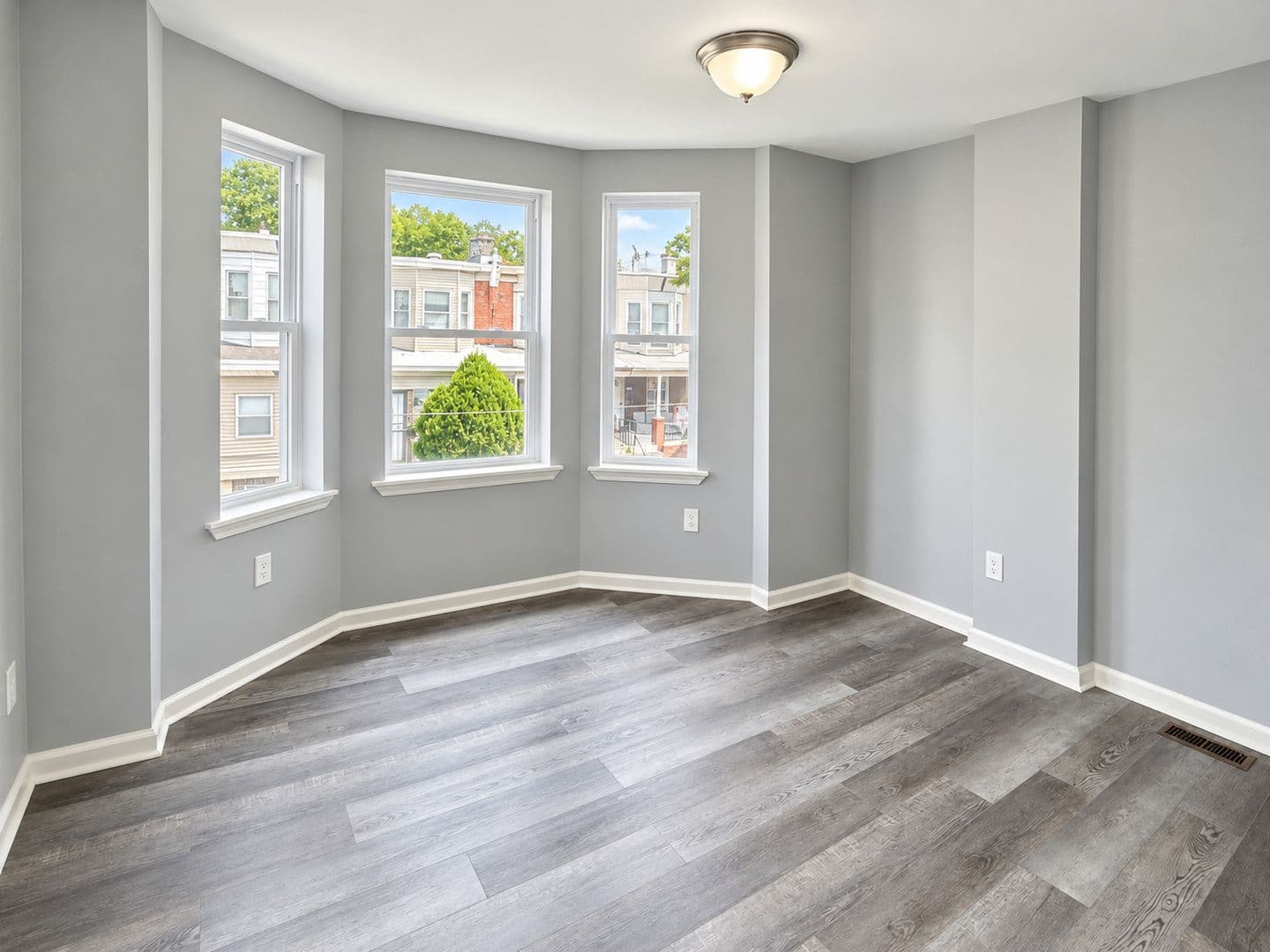 Philadelphia House: 6418 North Woodstock Street