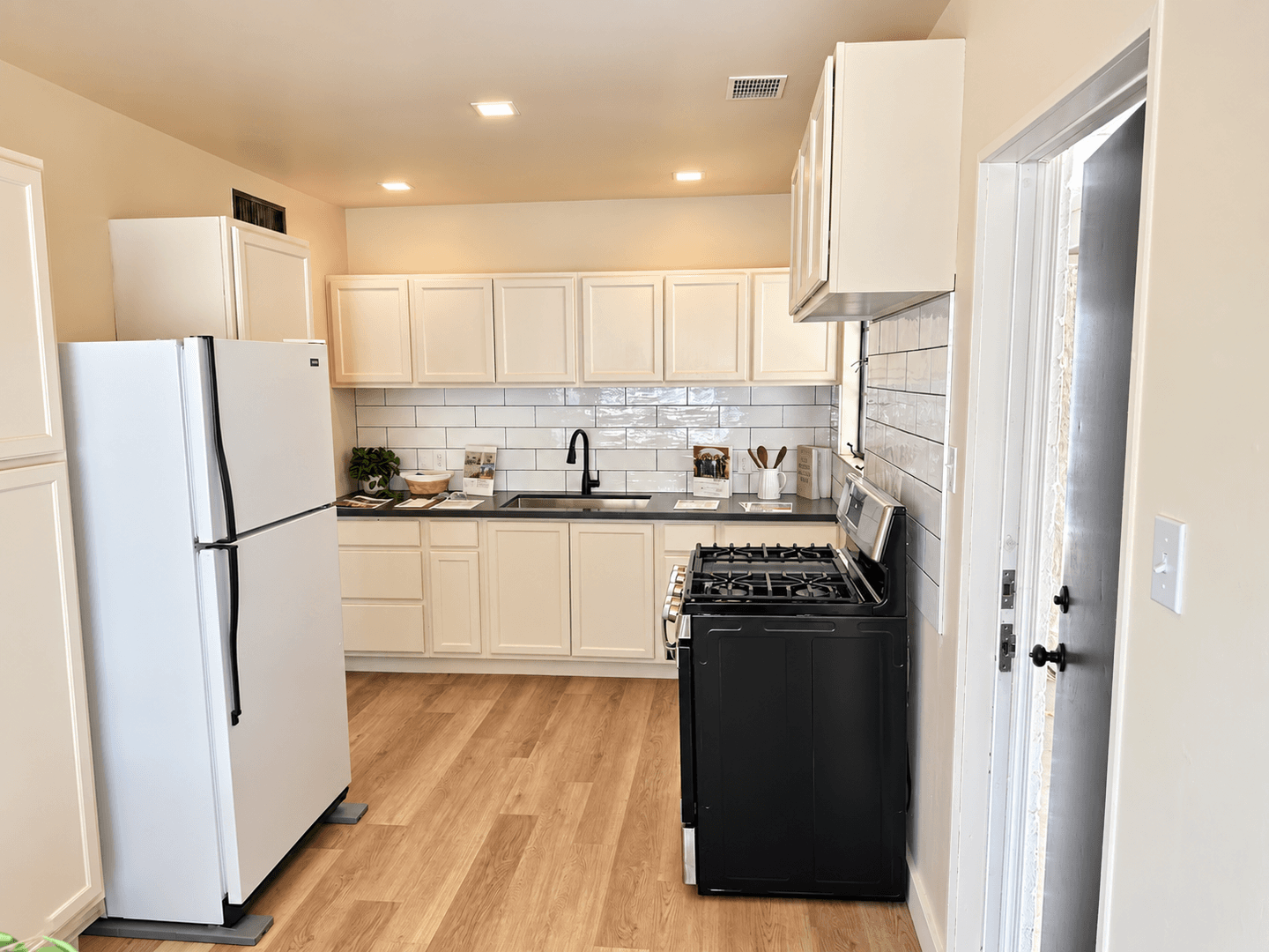 Tempe House: 1324 East Hall Street