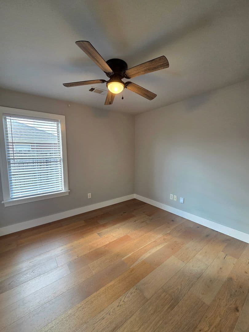 Rogers House: 205 E Marietta Ct
