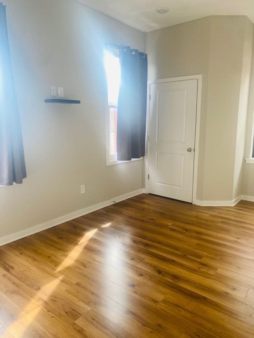 Philadelphia Apartment: 1827 W Diamond St